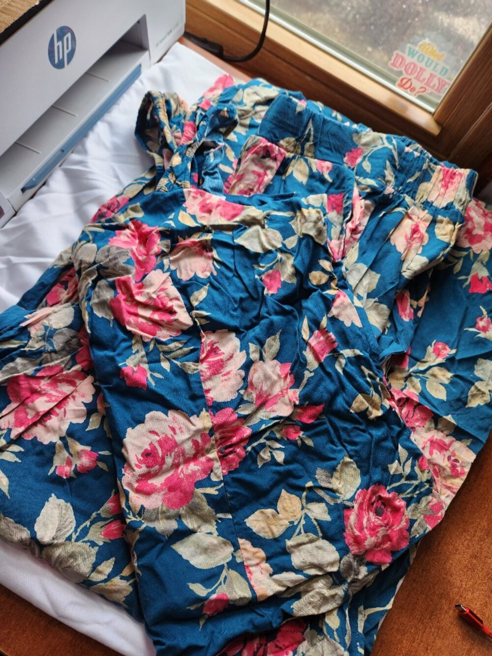 💙🌹 Torrid Blue Floral Two-Piece Set Size 2 Smocked Top Palazzo Pants